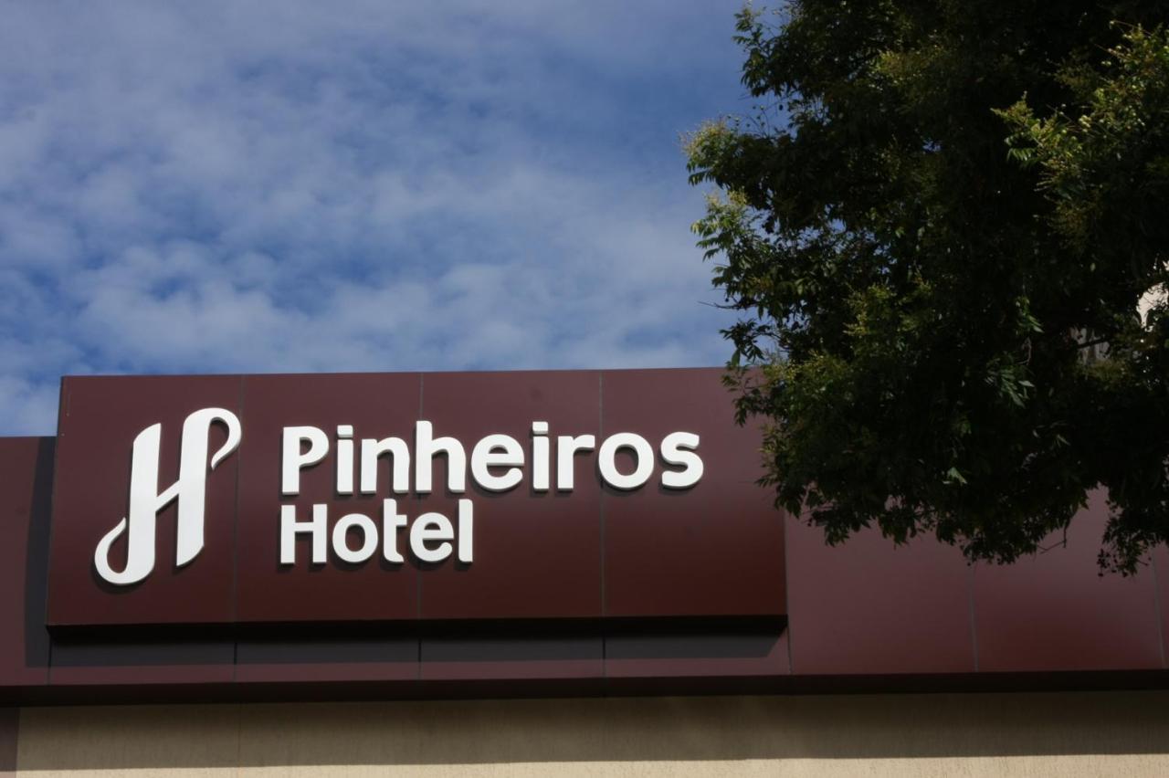 Pinheiros Hotel Гоянія Екстер'єр фото